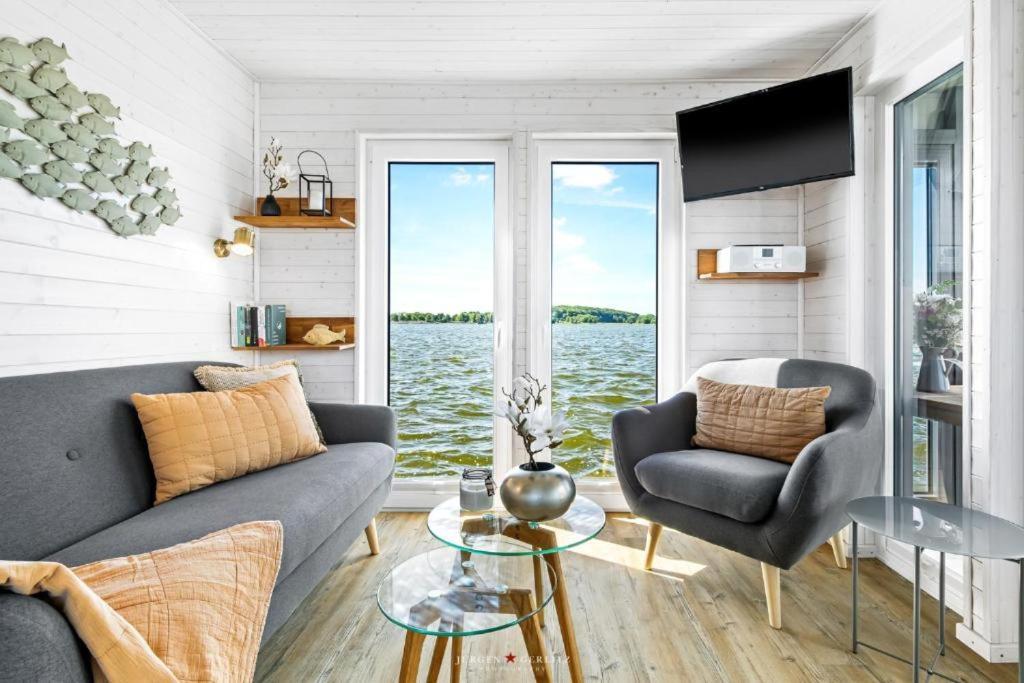 Hausboot Gluecksmomente Mit Dachterrasse In Schleswig Am Ostseefjord Schlei Exterior photo